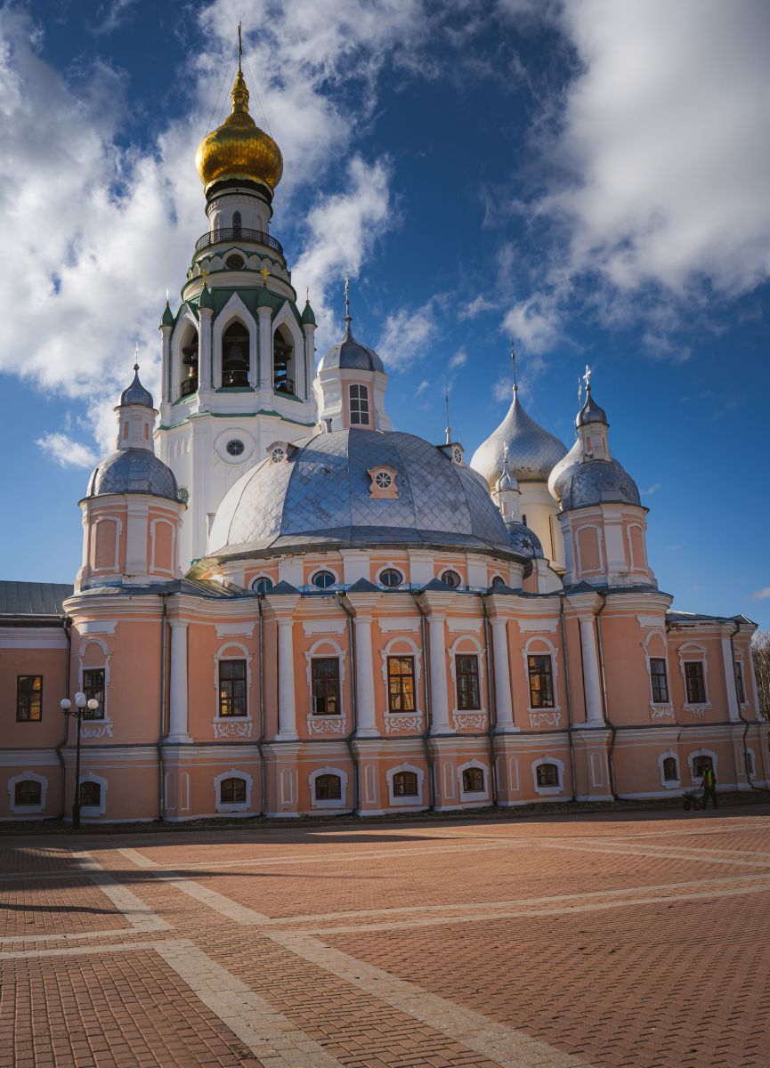 Воскресенский кафедральный собор